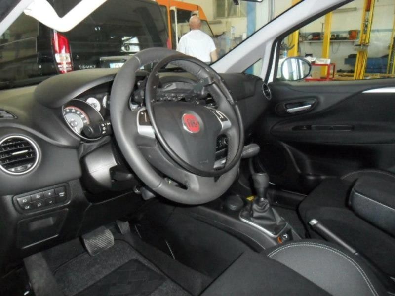 ACCELERATORE_SOPRA_VOLANTE