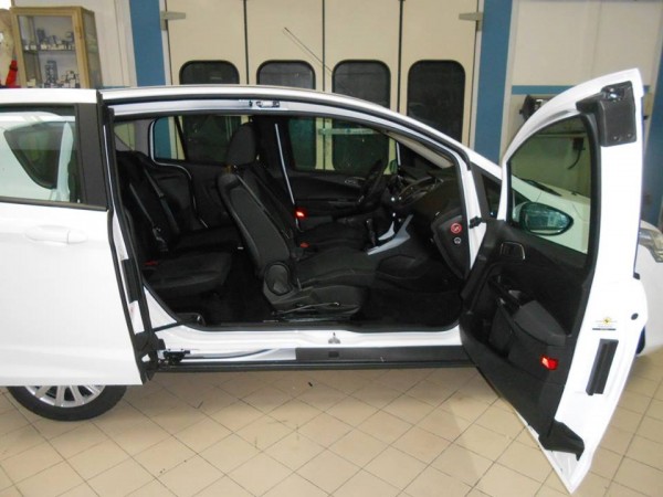 base-girevole-auto-disabile-26